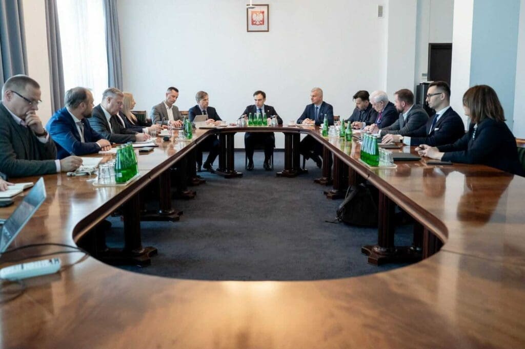 polska izba rozwoju elektromobilności