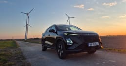 OMODA 5 emisja co2 HEV