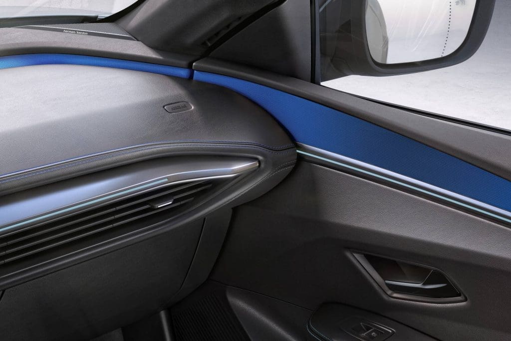wnętrze renault megane e-tech