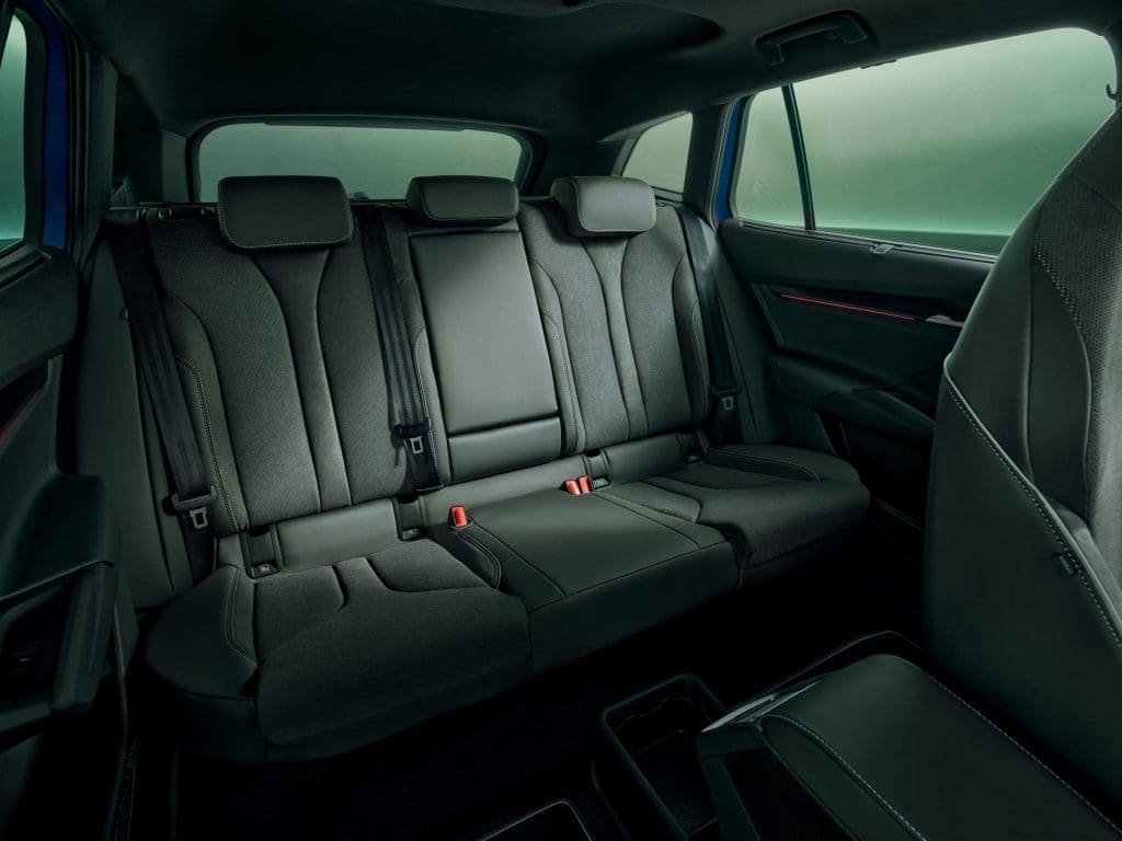 skoda enyaq zimą